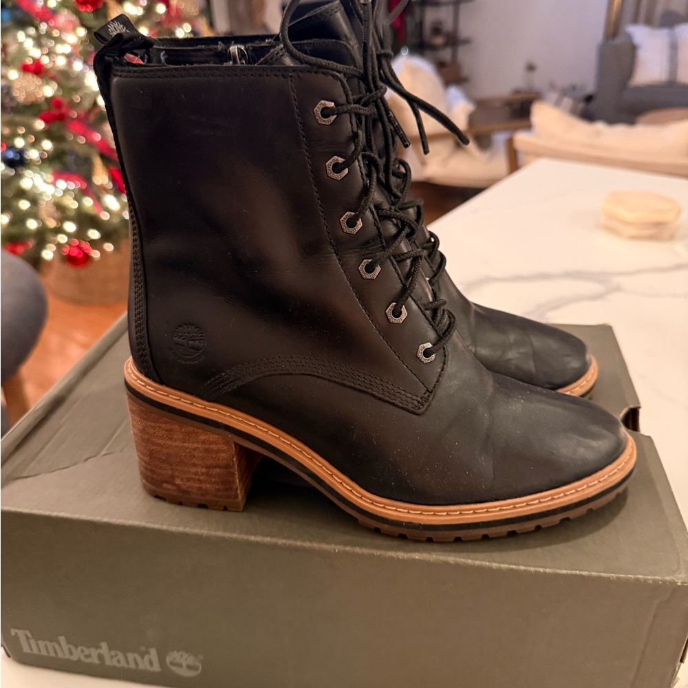 Timberland Women's Black Lace-Up Boots